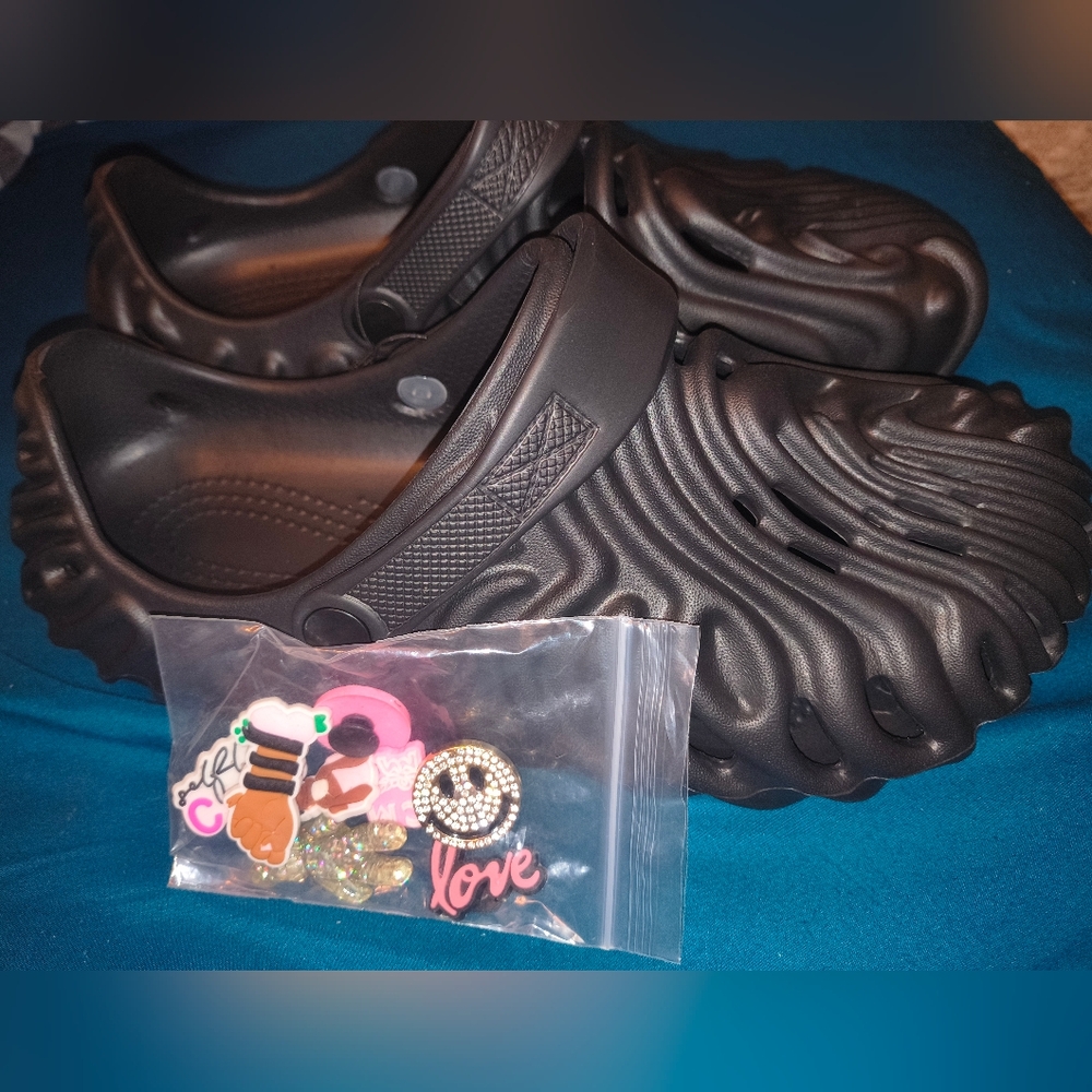 "Pink Charmed" black crocs - Picture 2 of 2